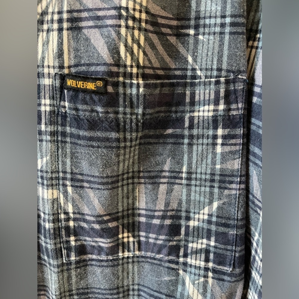 Wolverine button down shirt • Men’s XXL - Picture 2 of 6